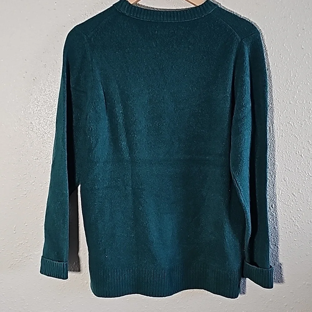 J. CREW EMERALD GREEN CREW NECK SWEATER